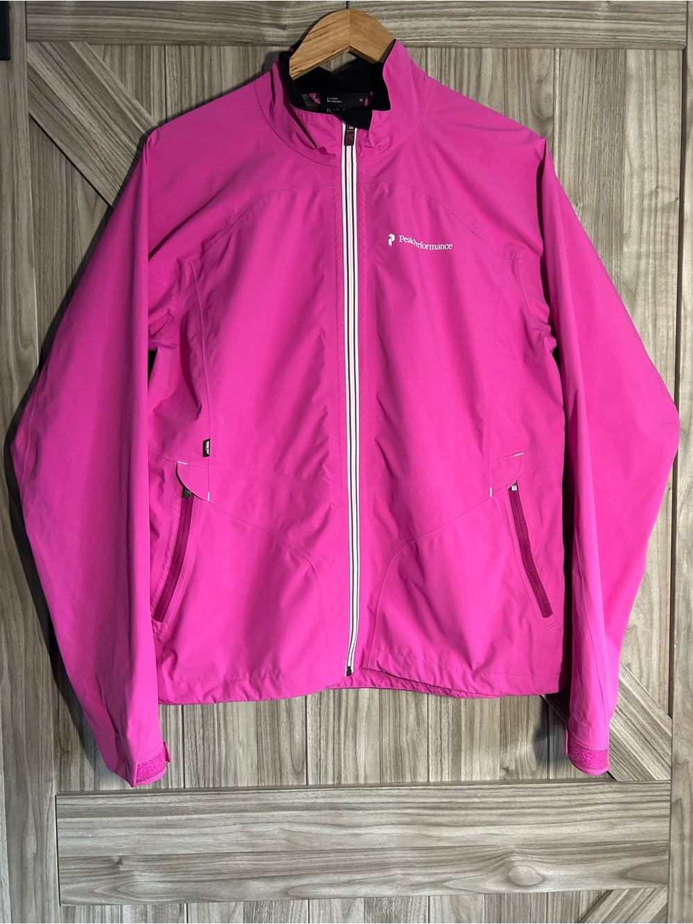 Peak Performance Women's Hybrid Tech Windbreaker Jacket Pink Size XL